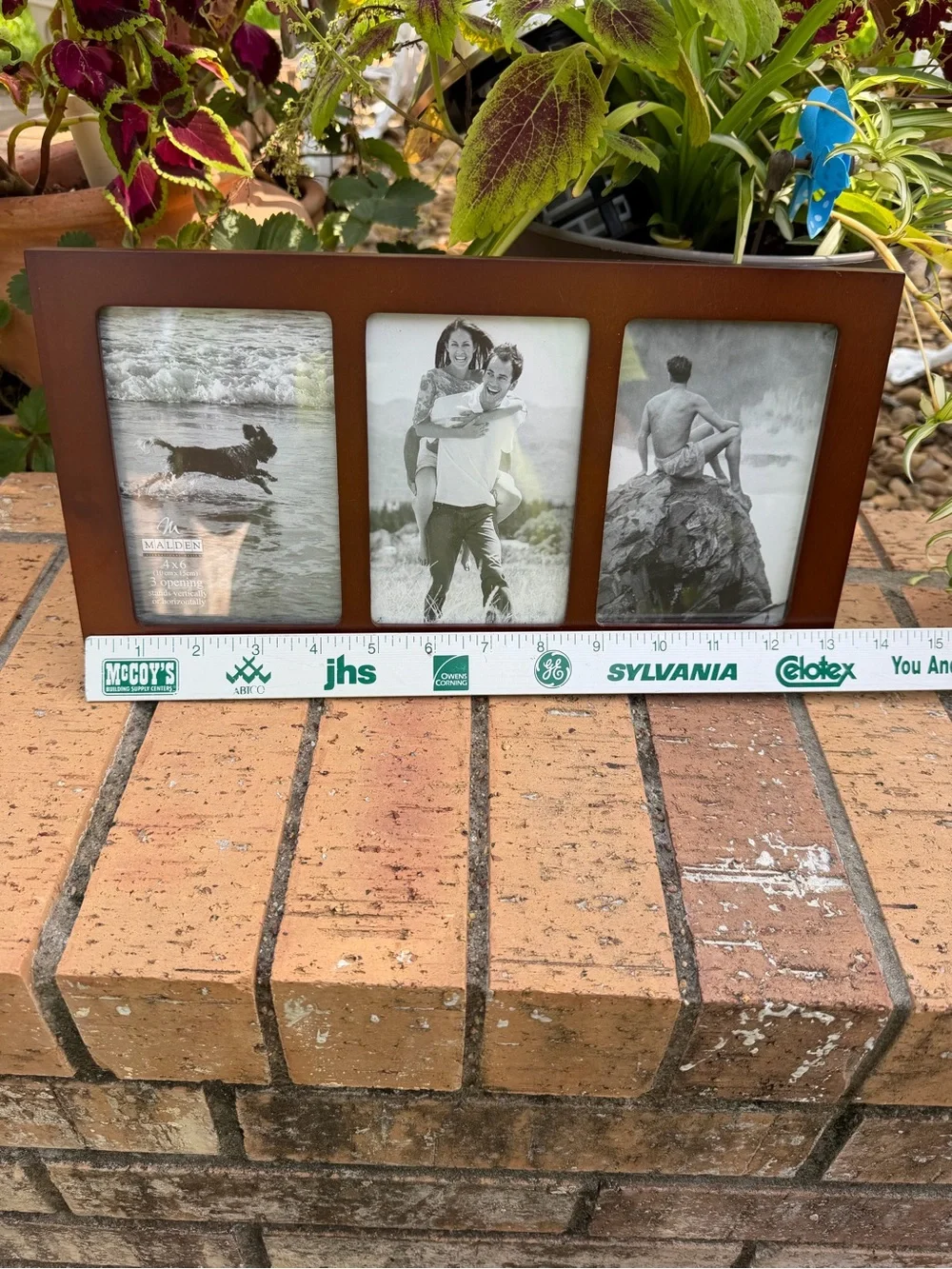 Rust Brown Triple 4x6 Photo Frame stands vertical, horizontal or can wall hang*
